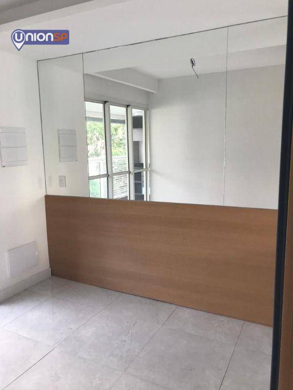 Apartamento à venda com 1 quarto, 39m² - Foto 2