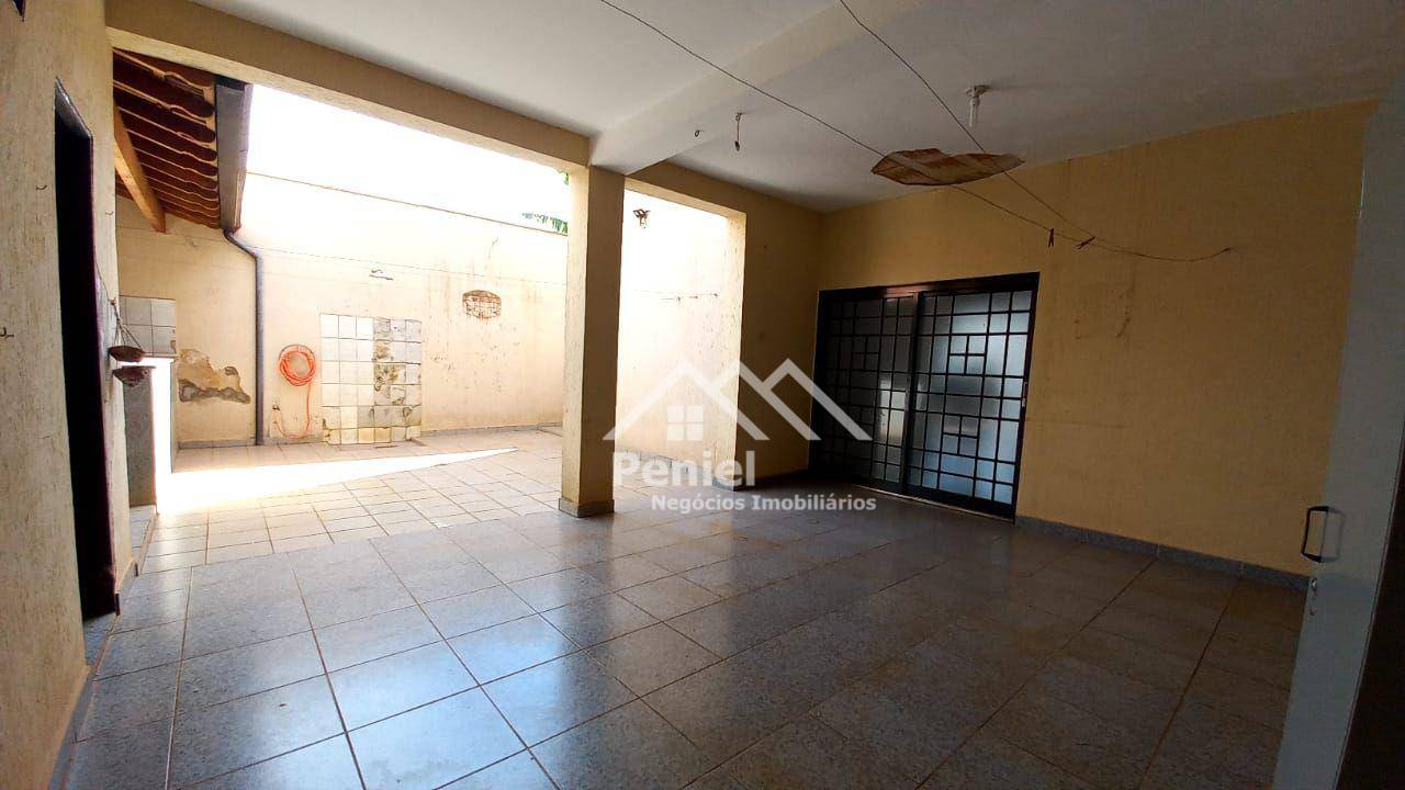 Casa à venda com 5 quartos, 236m² - Foto 32