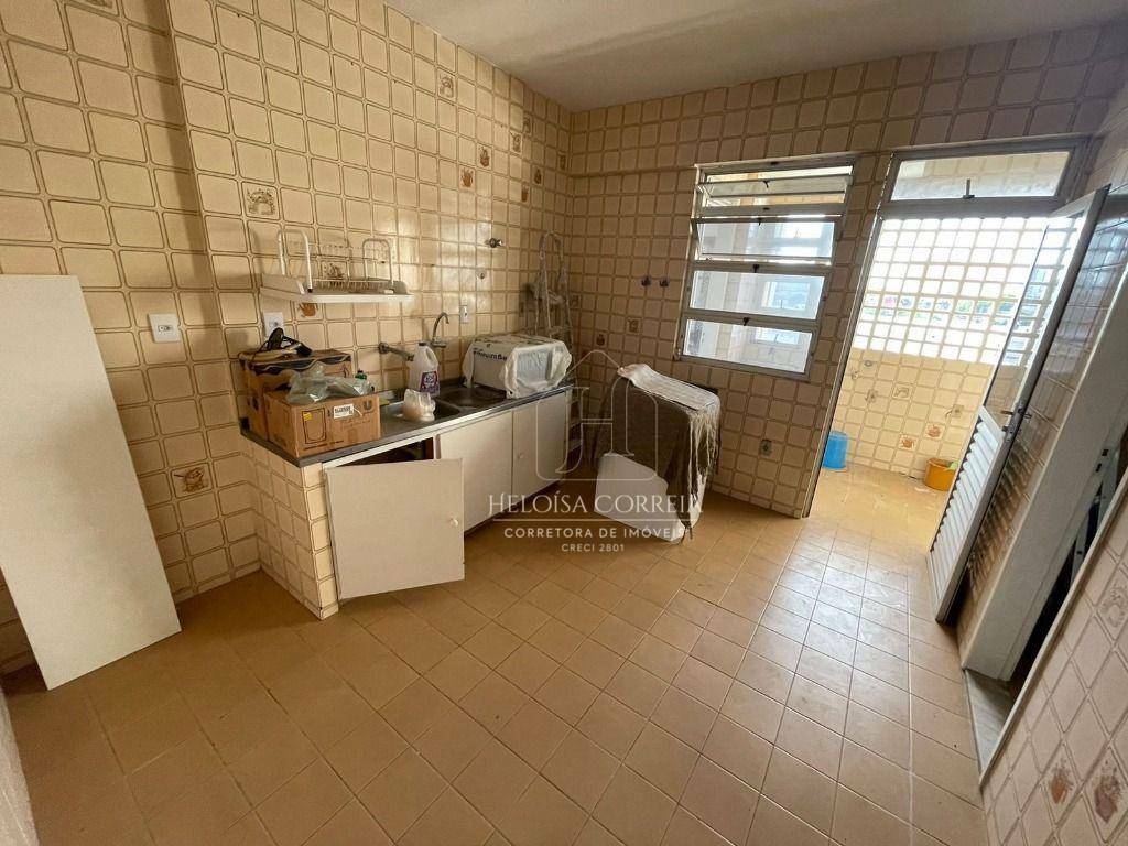 Apartamento à venda com 3 quartos, 130m² - Foto 6