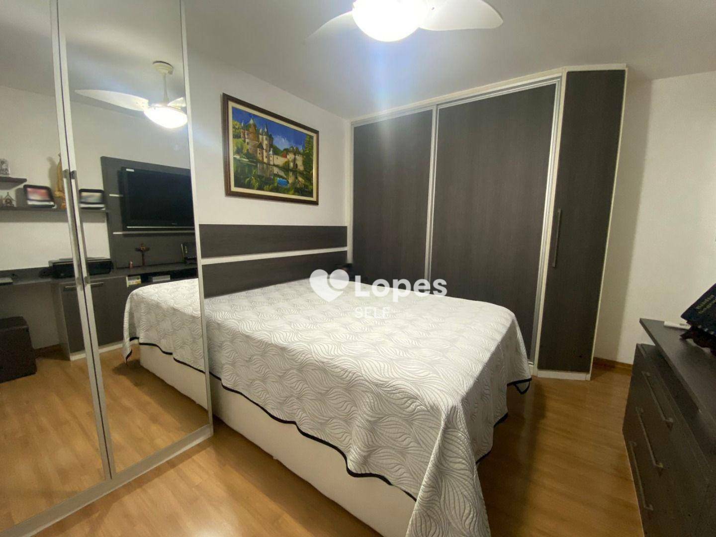 Apartamento à venda com 4 quartos, 140m² - Foto 5