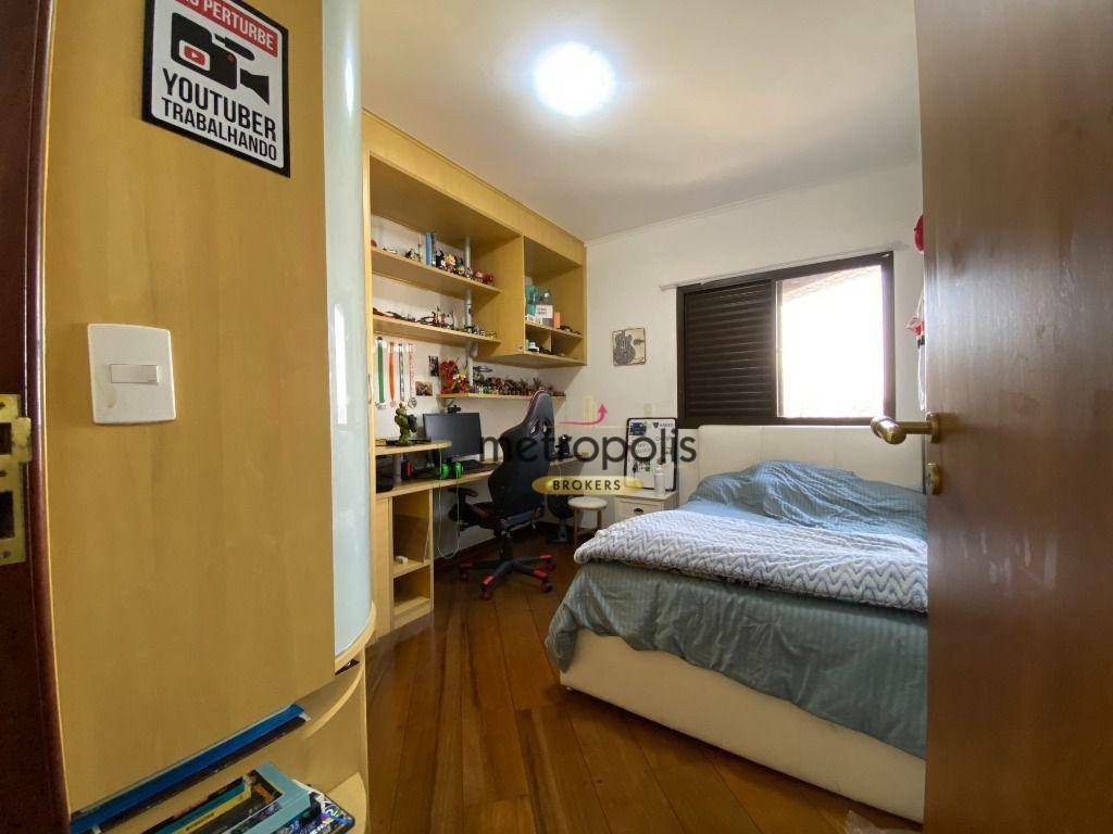 Apartamento à venda com 4 quartos, 207m² - Foto 17