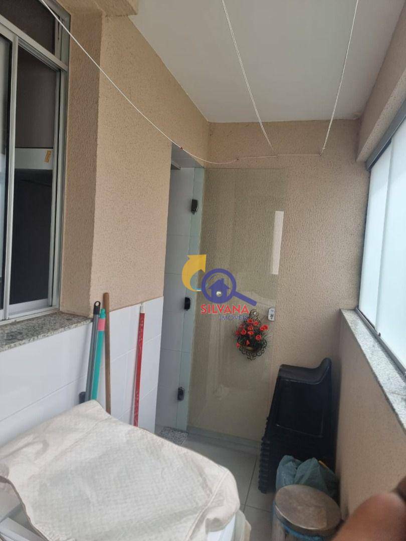 Apartamento à venda com 2 quartos, 61m² - Foto 13