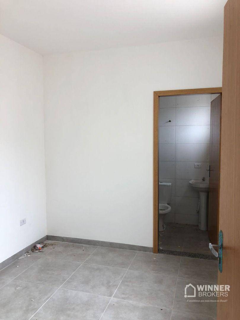 Casa à venda com 3 quartos, 67m² - Foto 11