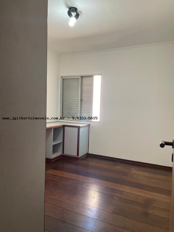 Apartamento à venda com 2 quartos, 75m² - Foto 8