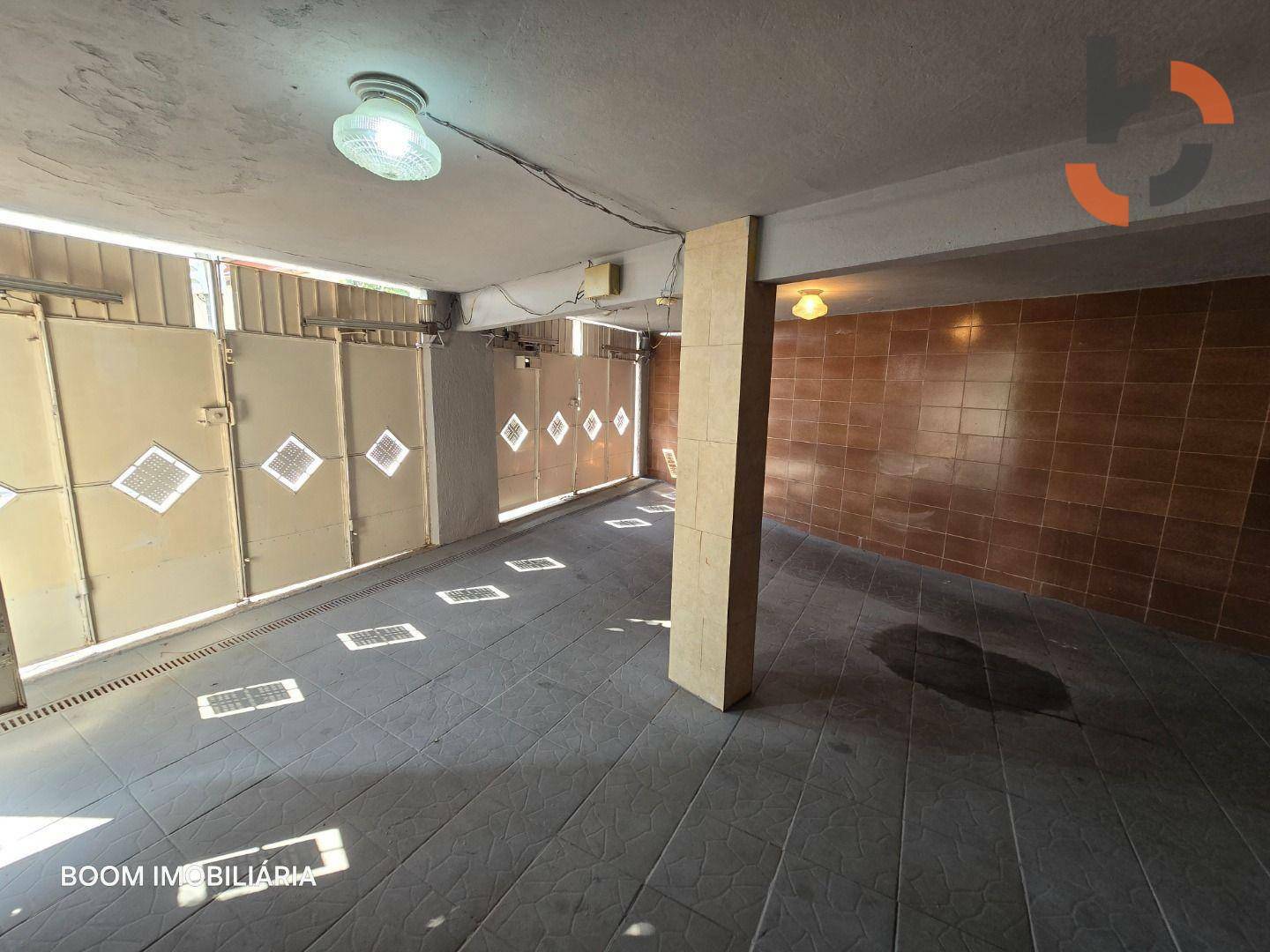 Casa à venda e aluguel com 3 quartos, 128m² - Foto 2