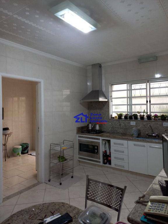 Sobrado à venda com 4 quartos, 206m² - Foto 25