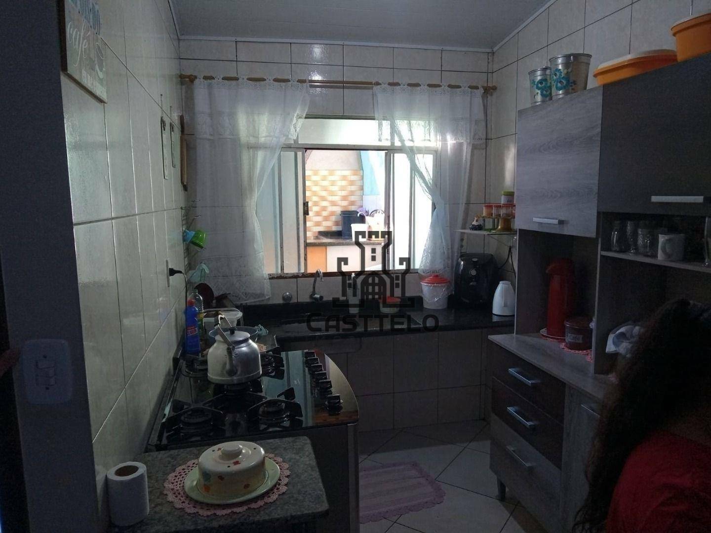 Casa à venda com 2 quartos, 220m² - Foto 9