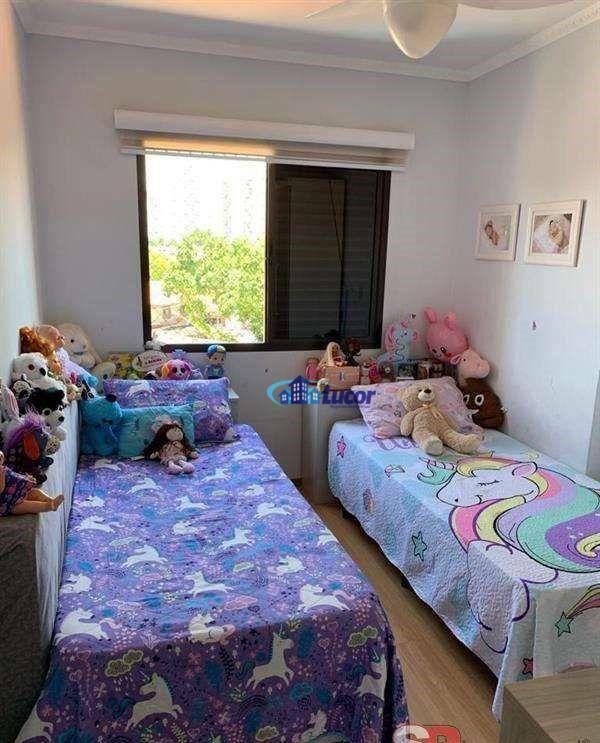 Apartamento à venda com 3 quartos, 135m² - Foto 10