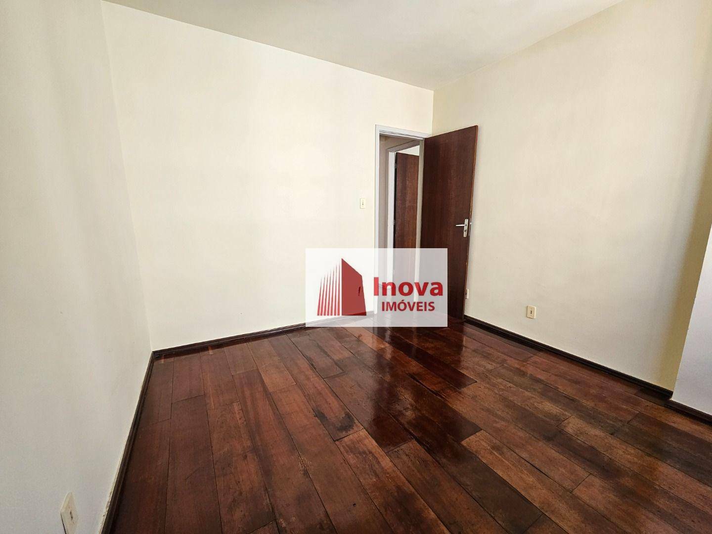 Apartamento para alugar com 2 quartos, 60m² - Foto 8