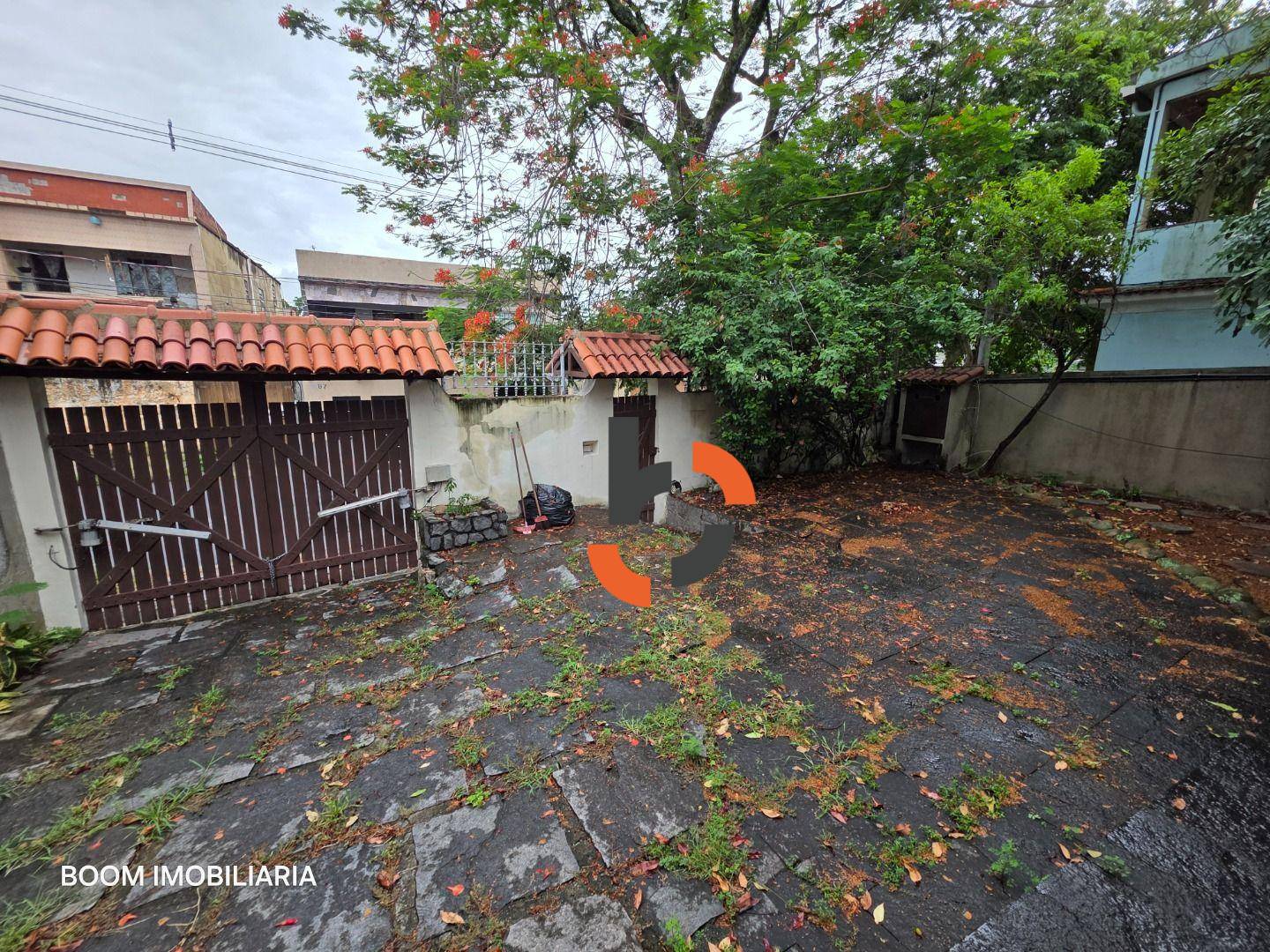 Casa, 6 quartos, 233 m² - Foto 4