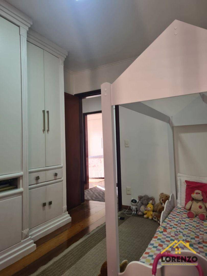 Apartamento à venda com 3 quartos, 135m² - Foto 24