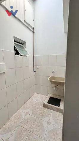 Casa à venda com 4 quartos, 300m² - Foto 17