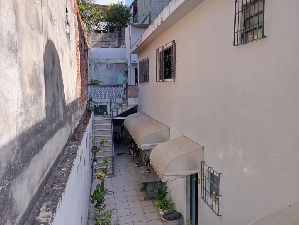 Sobrado à venda com 3 quartos, 146m² - Foto 48