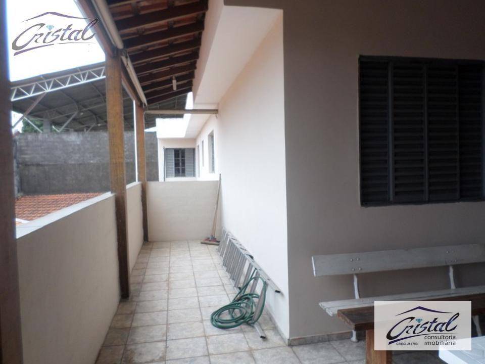 Casa à venda com 4 quartos, 150m² - Foto 28