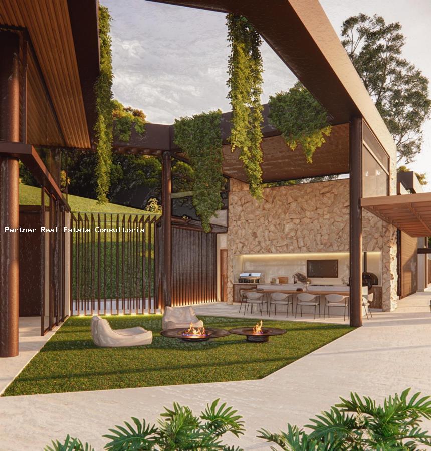 Casa à venda com 8 quartos, 132614m² - Foto 14