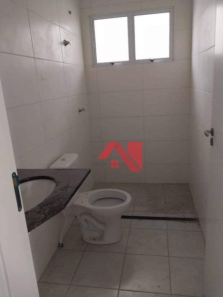 Casa à venda com 2 quartos, 60m² - Foto 9