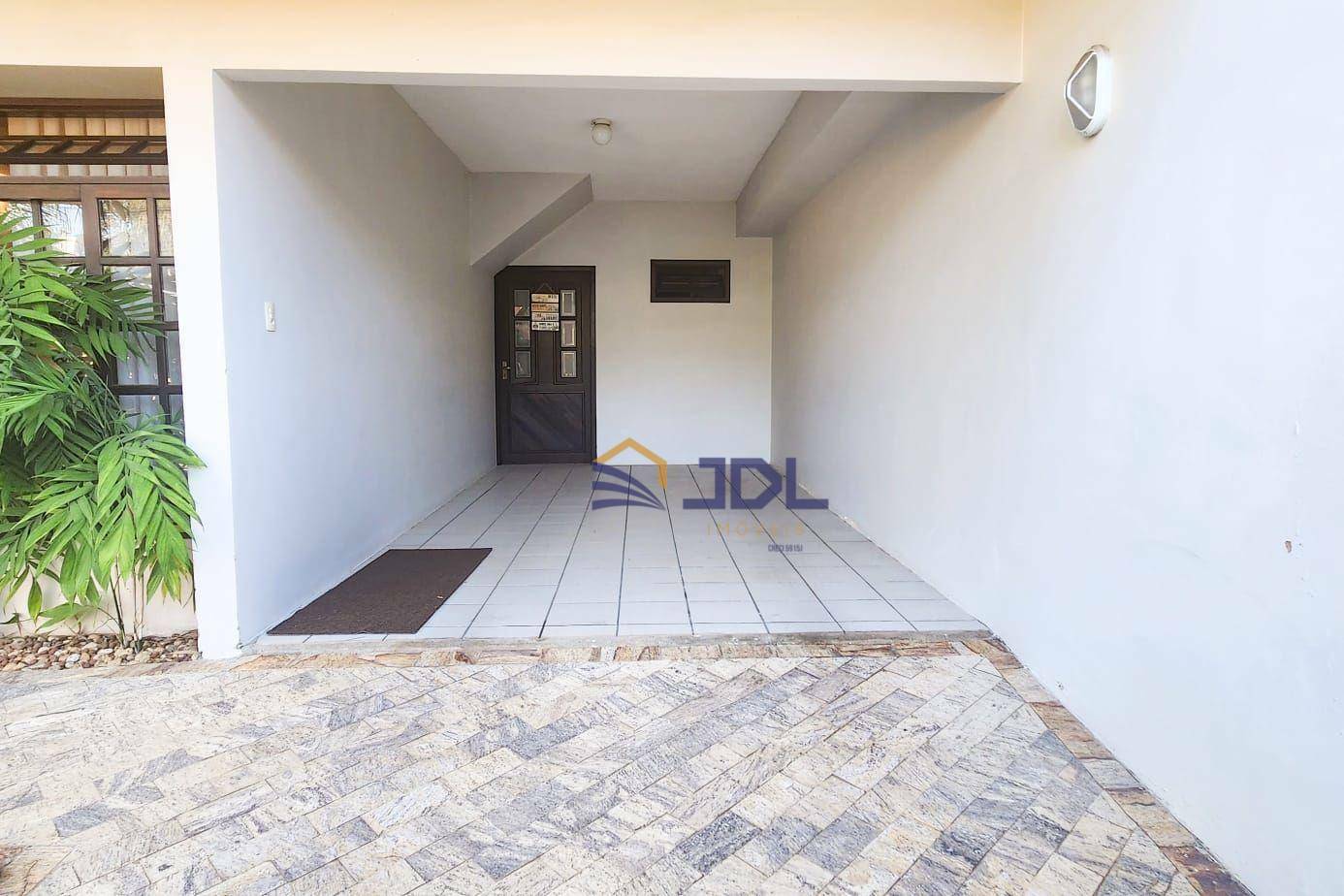 Casa à venda com 4 quartos, 210m² - Foto 20