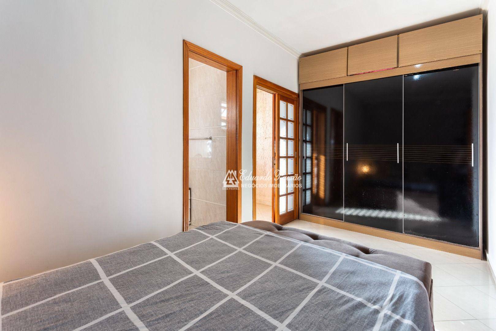 Sobrado à venda com 3 quartos, 180m² - Foto 26