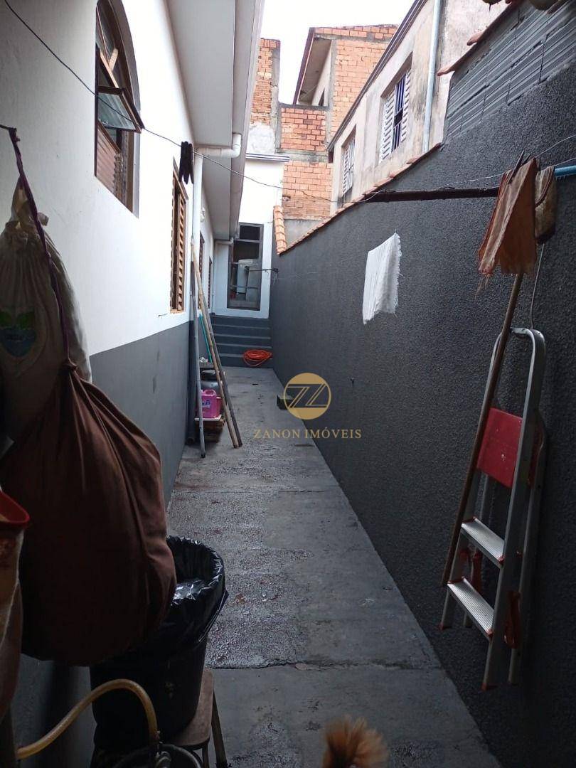 Sobrado à venda com 3 quartos, 200m² - Foto 4