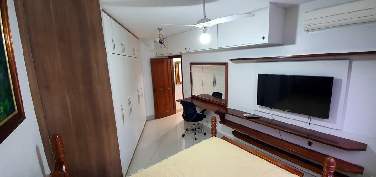 Apartamento à venda com 3 quartos, 160m² - Foto 13