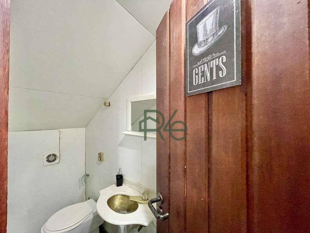 Casa de Condomínio à venda com 4 quartos, 548m² - Foto 35