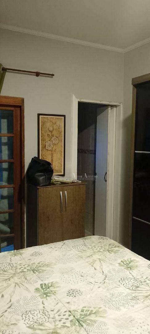 Casa à venda com 3 quartos, 114m² - Foto 11