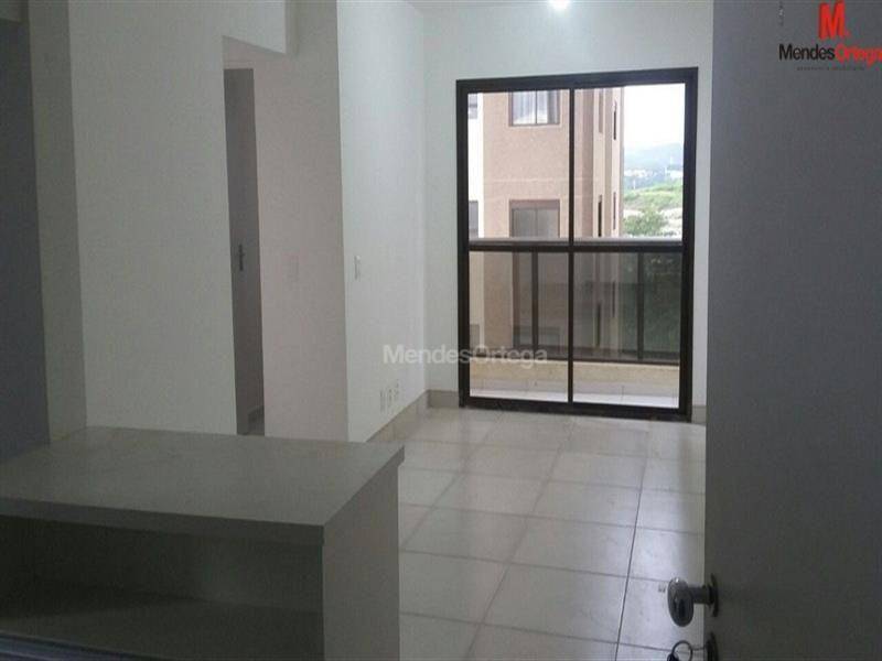 Apartamento para alugar com 2 quartos, 51m² - Foto 4