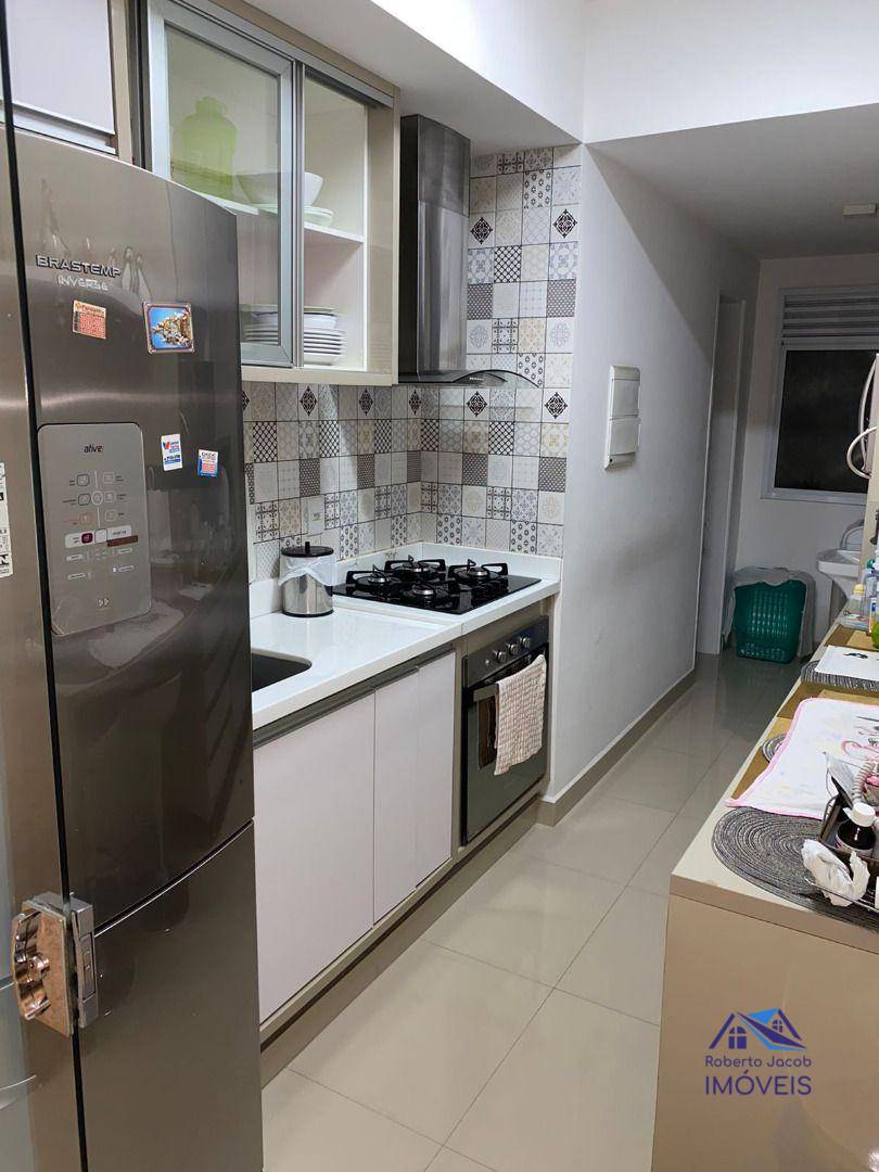 Apartamento à venda com 3 quartos, 81m² - Foto 1