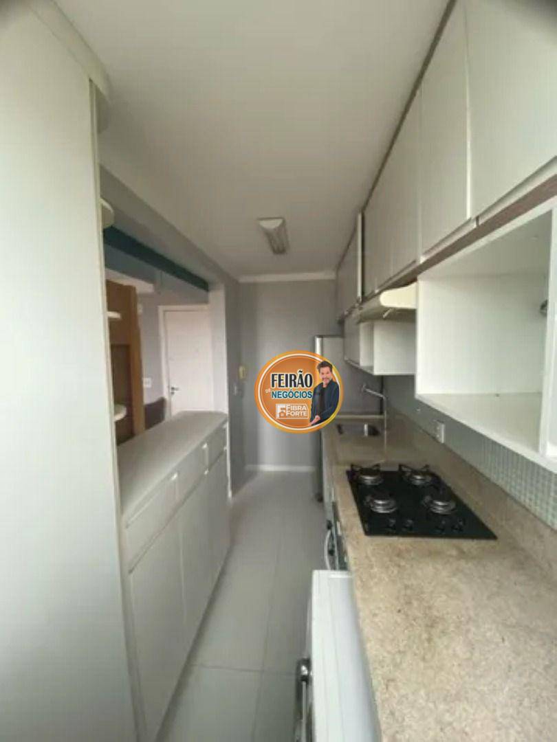 Apartamento à venda com 2 quartos, 45m² - Foto 13