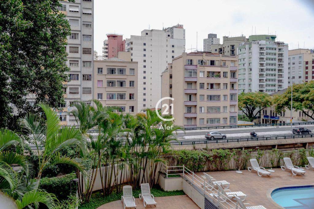 Apartamento para alugar com 2 quartos, 67m² - Foto 5