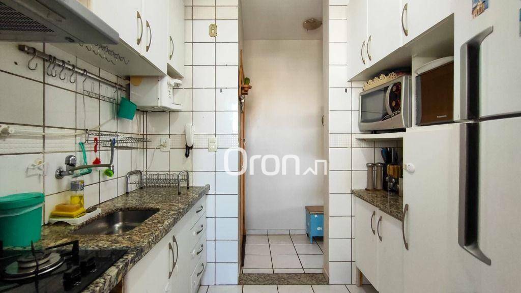 Apartamento à venda com 3 quartos, 70m² - Foto 4