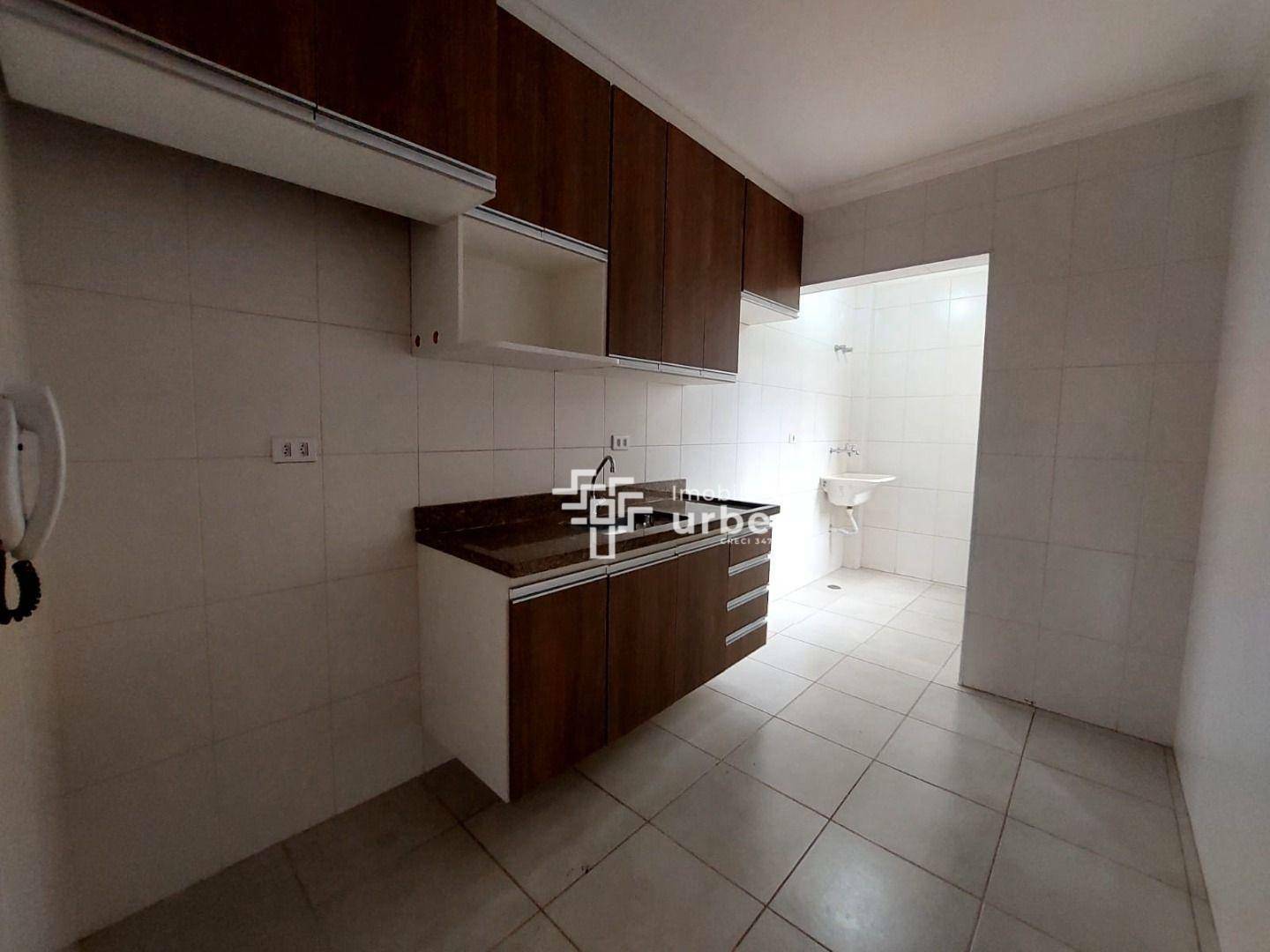 Apartamento para alugar com 2 quartos, 60m² - Foto 4