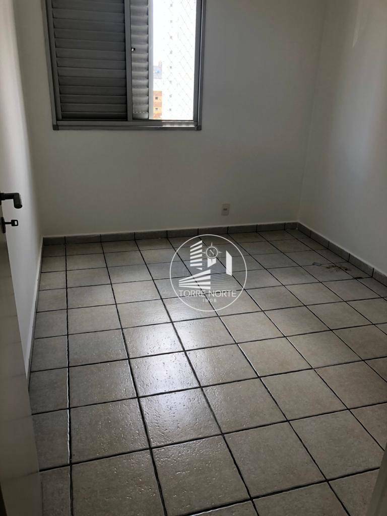 Apartamento à venda com 3 quartos, 48m² - Foto 8