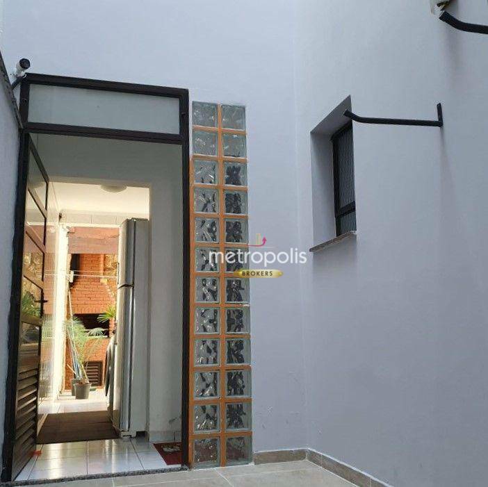 Casa à venda com 4 quartos, 240m² - Foto 17