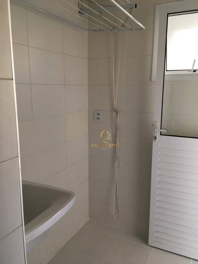 Apartamento para alugar com 2 quartos, 74m² - Foto 16