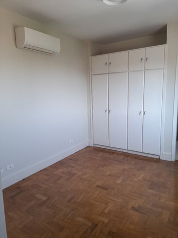 Apartamento à venda com 2 quartos, 65m² - Foto 17