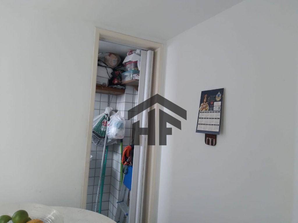 Apartamento à venda com 3 quartos, 79m² - Foto 20