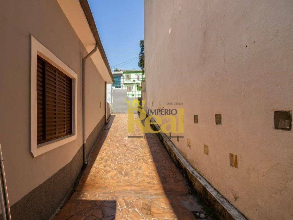 Casa para alugar com 3 quartos, 400m² - Foto 37