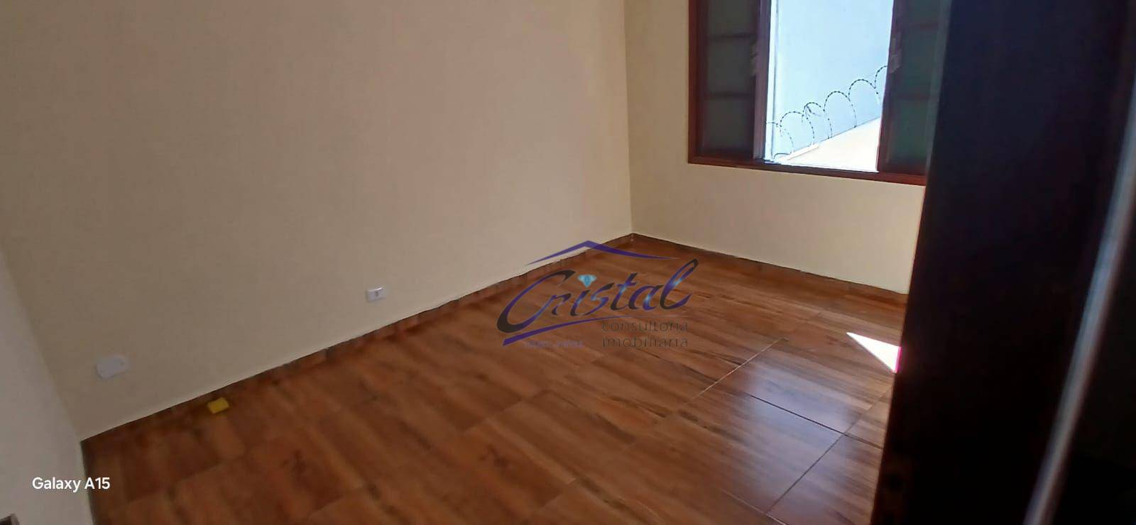 Casa para alugar com 4 quartos, 250m² - Foto 10