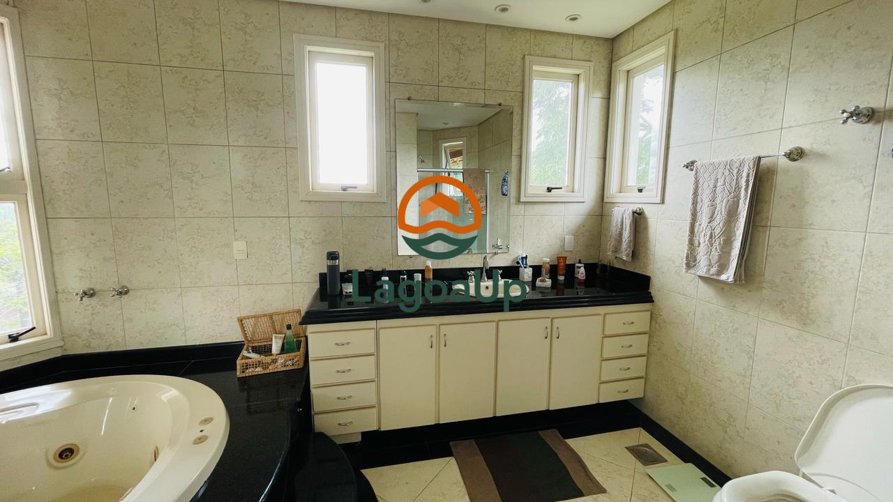 Casa de Condomínio à venda com 4 quartos, 357m² - Foto 33