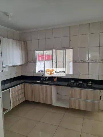 Casa à venda com 3 quartos, 220m² - Foto 11