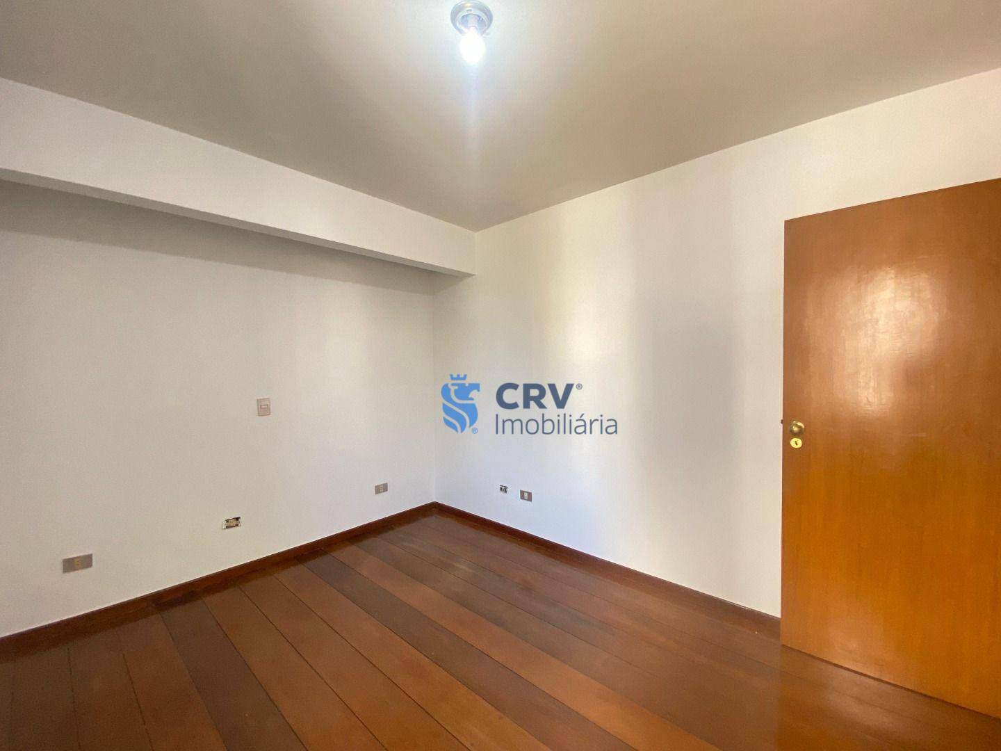 Apartamento para alugar com 3 quartos, 104m² - Foto 8