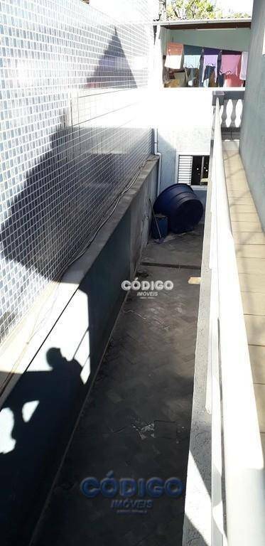 Sobrado à venda com 4 quartos, 250m² - Foto 2