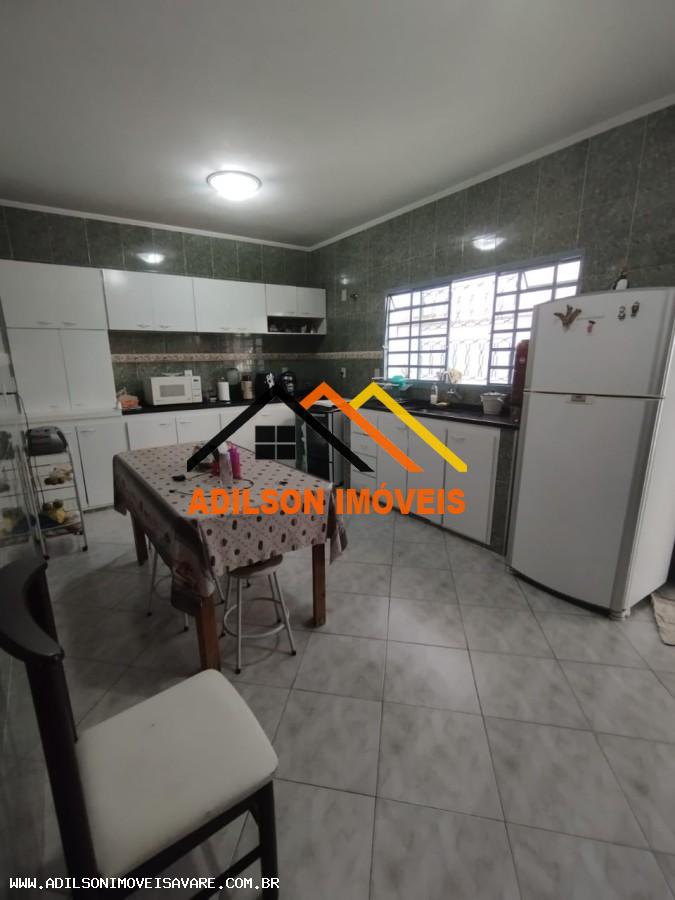 Casa à venda com 3 quartos, 272m² - Foto 6