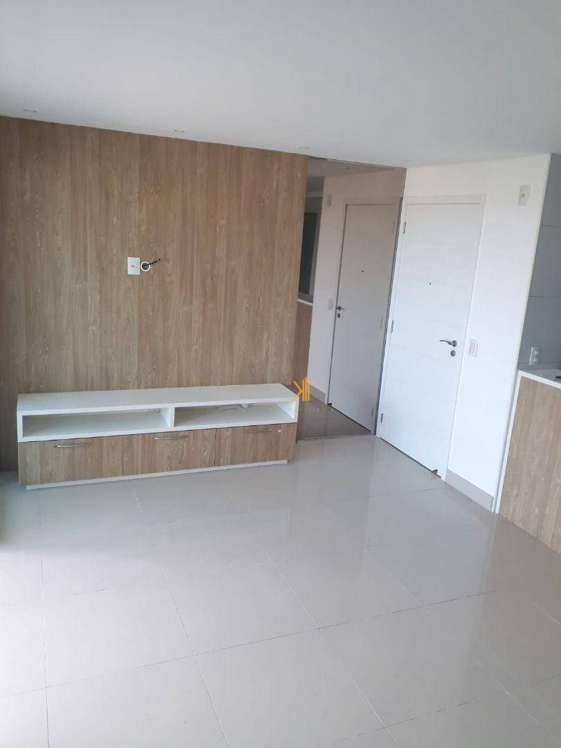 Apartamento à venda com 3 quartos, 90m² - Foto 7