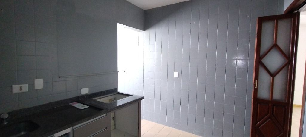 Apartamento à venda com 2 quartos, 72m² - Foto 4