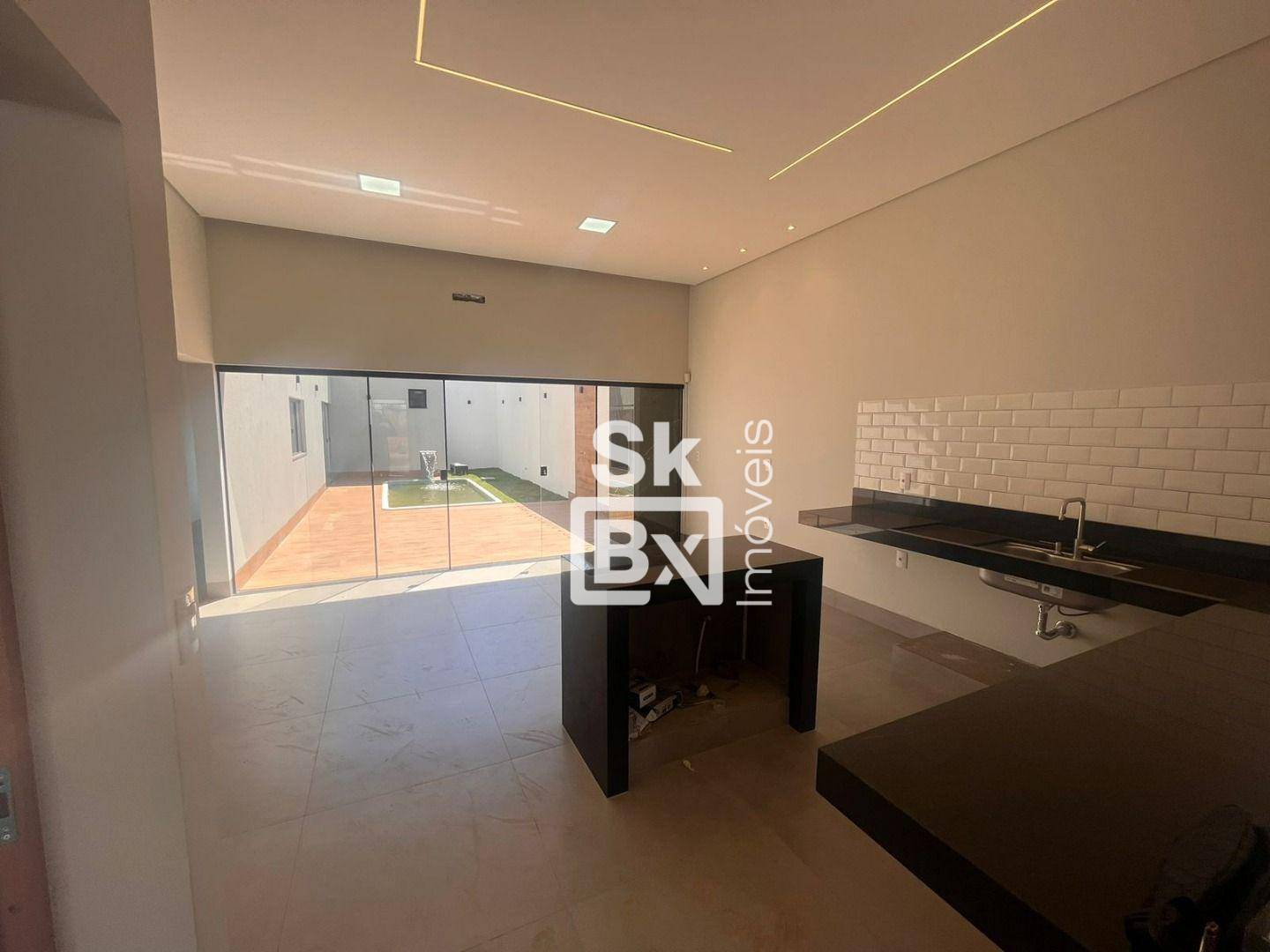 Casa à venda com 3 quartos, 149m² - Foto 8