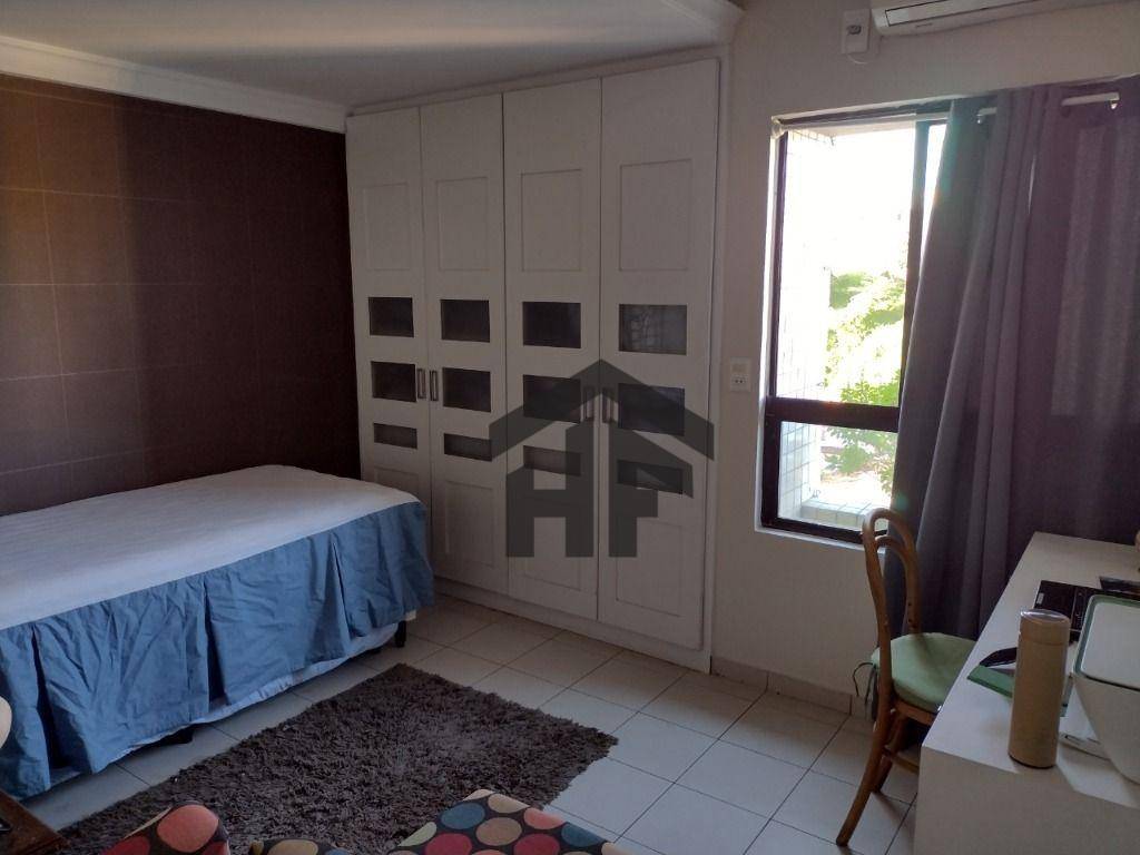 Apartamento à venda com 4 quartos, 194m² - Foto 13