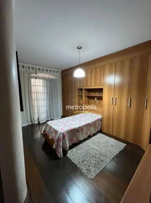 Sobrado à venda e aluguel com 3 quartos, 216m² - Foto 12