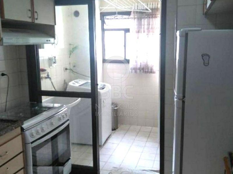 Apartamento à venda com 3 quartos, 96m² - Foto 3